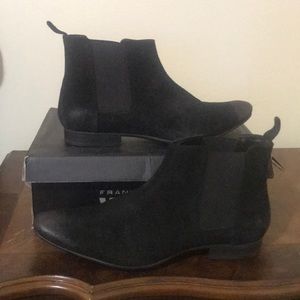 Chelsea boots